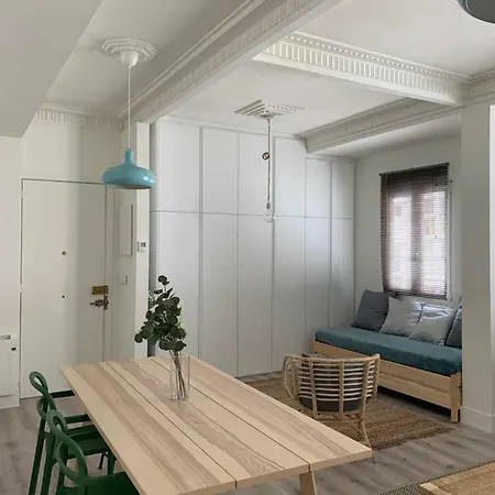 Apto Comfortable En Maria Pita, Centro Ciudad *